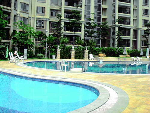 佛山凰樵圣堡小區(qū)FX25泳池工程