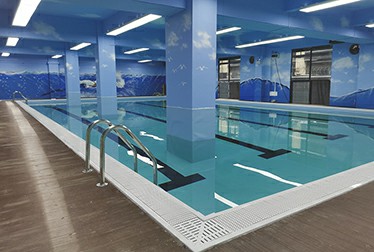 廣州天河樂游四季室內PVC鋼結構恒溫泳池工程