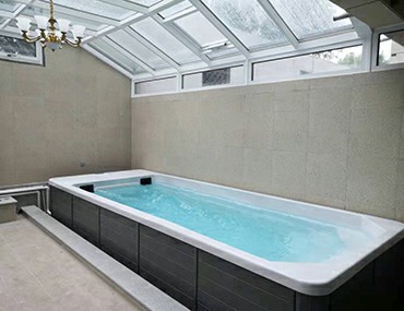 呼和浩特的私人別墅無邊際游泳池項目工程