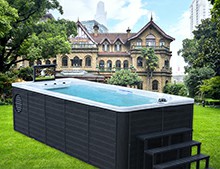 無盡泳池,你永遠(yuǎn)游不到頭的泳池,讓你暢快體驗(yàn)游泳樂趣