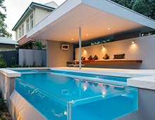 一個游泳池不可缺少的設備有哪些?