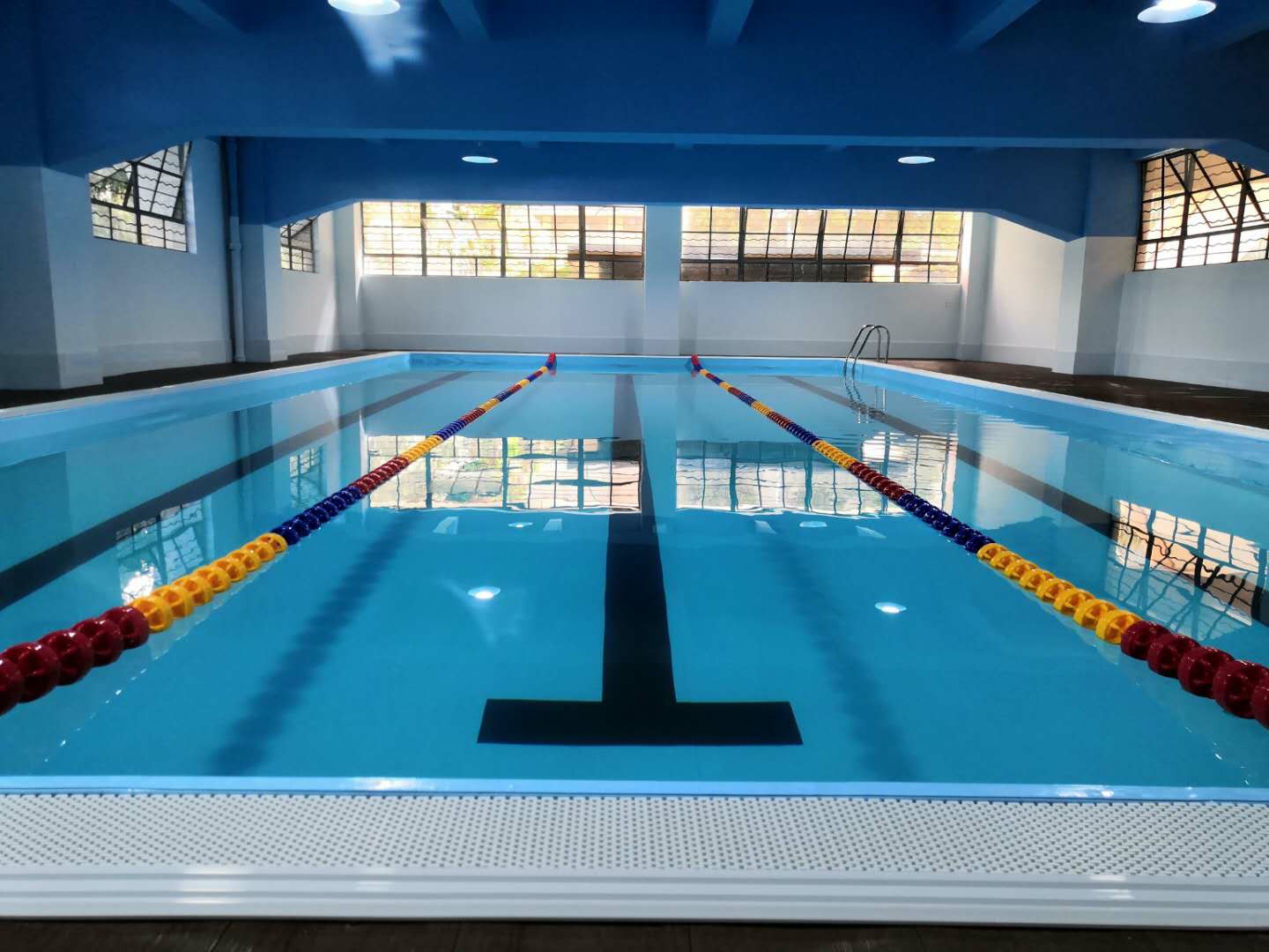 室內泳池不除濕會存在哪些危害——戴高樂泳池設備