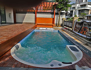 私家游泳池設備都包含哪些設備?