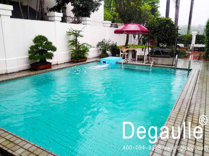 一體化泳池和設(shè)備