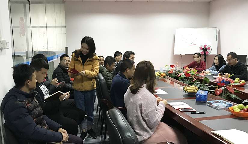 戴高樂泳池設備 戴高樂泳池設備