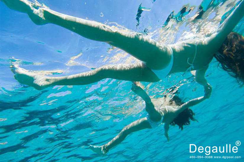 戴高樂無邊際泳池