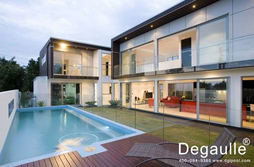 室外別墅泳池設(shè)備 室外別墅泳池設(shè)備