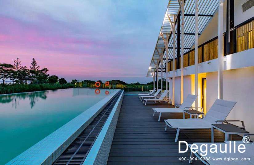 戴高樂無邊際泳池